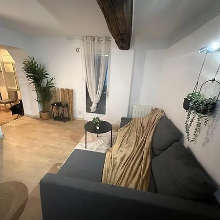 Holiday home Maison Cosy Jacuzzi